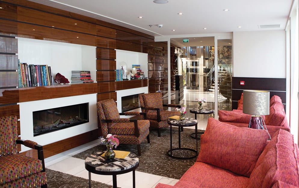 AmaWaterways PRIMA_Library.jpg